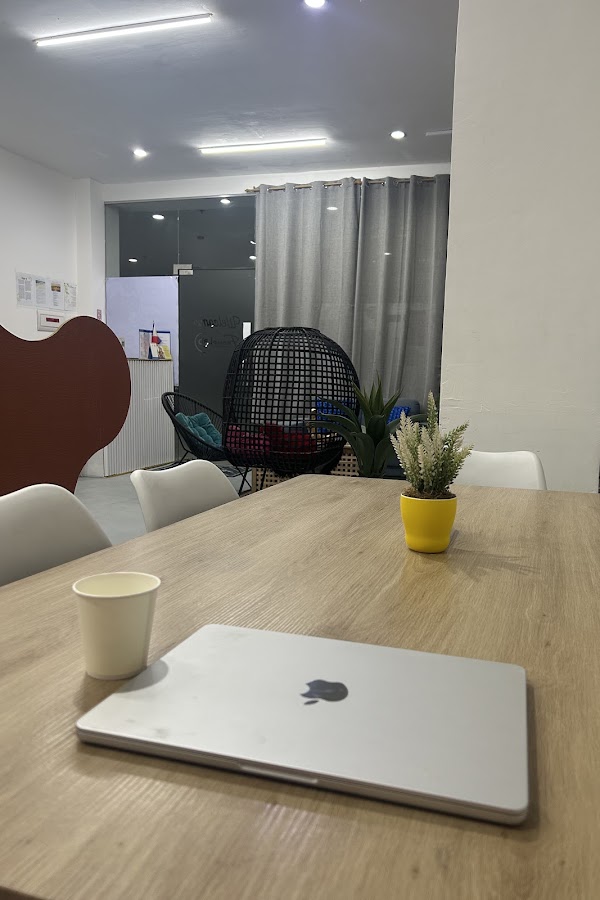 FocusLab coworking space workspace table, photo from a Google review by Shaun Y.